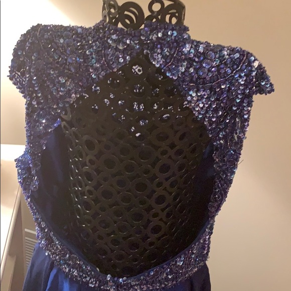 Sherri Hill homecoming dress:)) - Picture 2 of 4